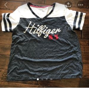 Ladies Tommy Hilfiger t-shirt